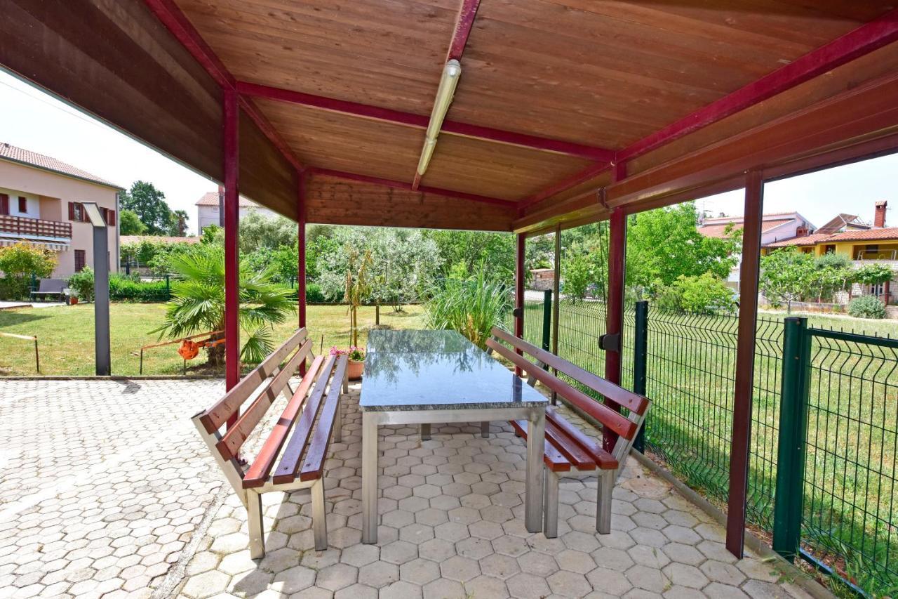 Apartments Elin Sofia Porec Exterior photo